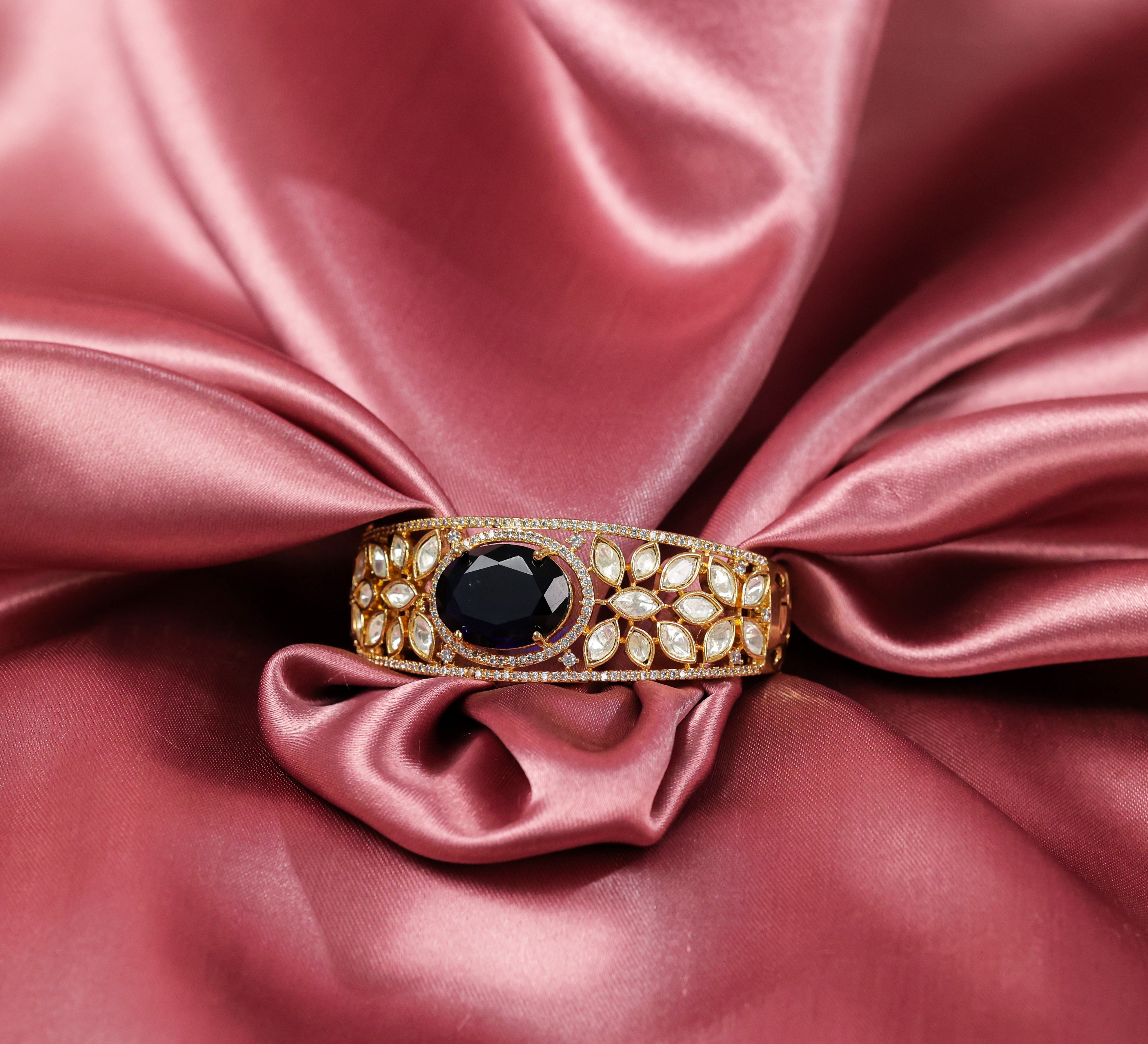 Openable Goldpolish Bracelet with Kundan & Hydro Stones