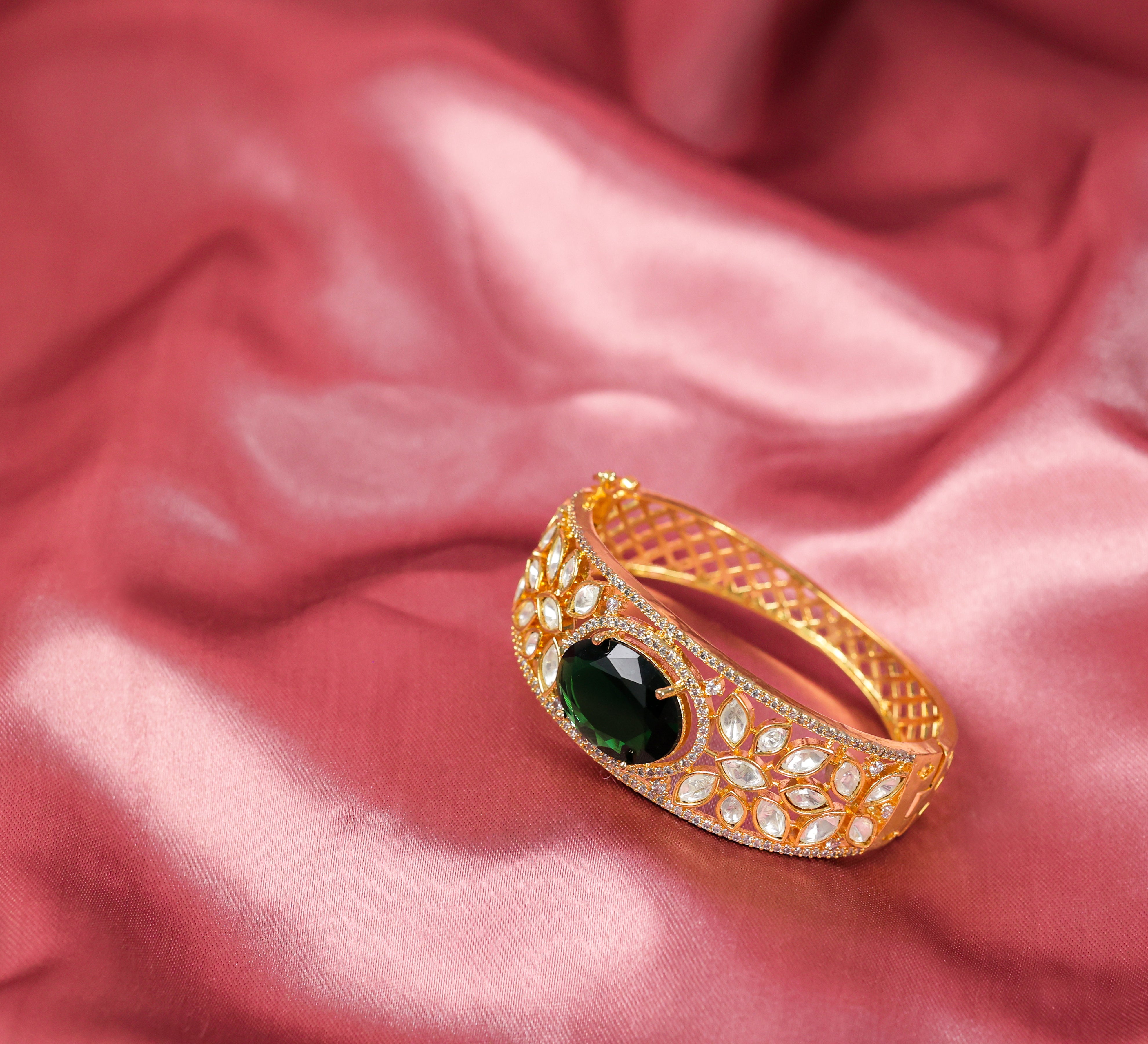 Openable Goldpolish Bracelet with Kundan & Hydro Stones