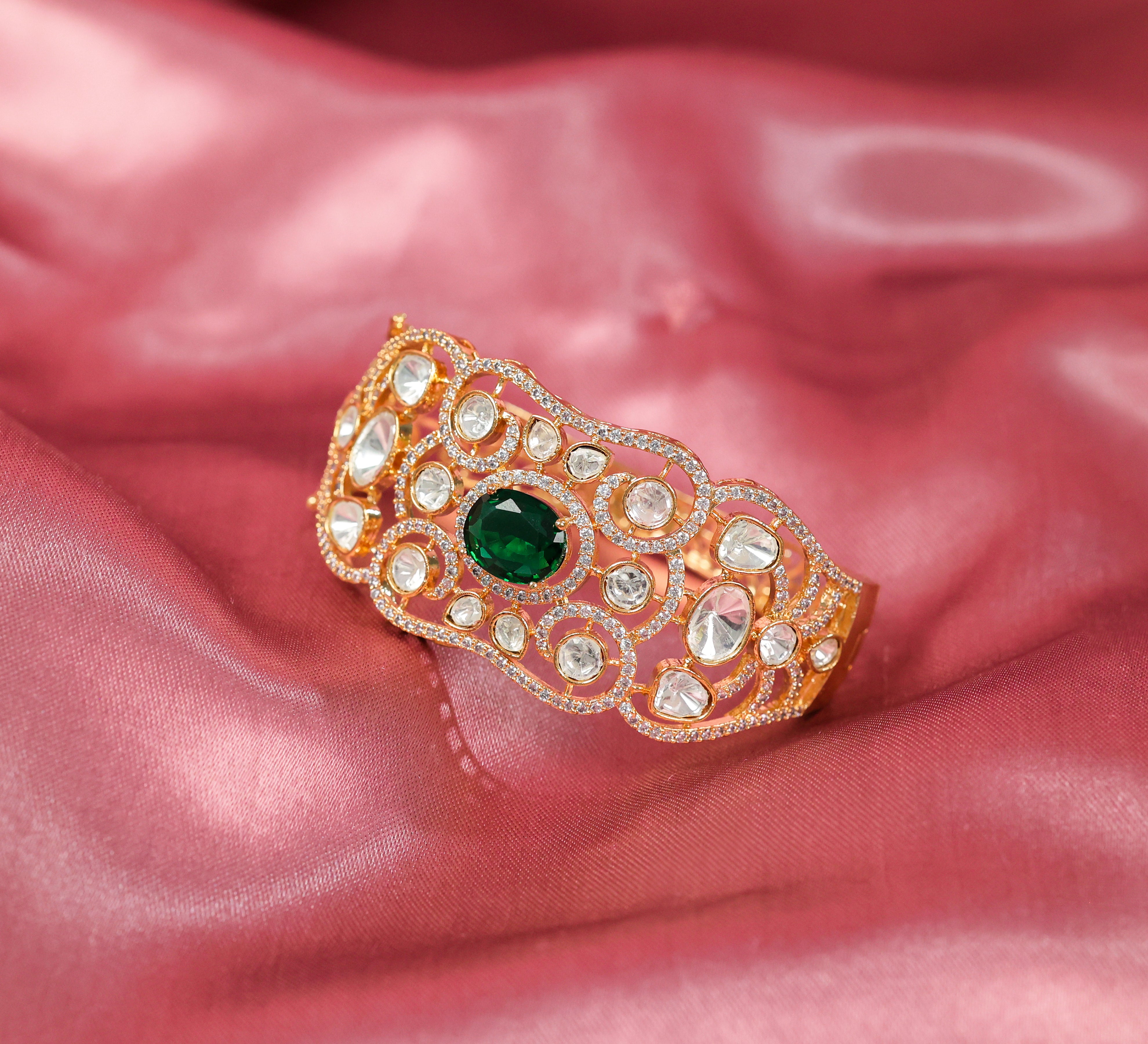 Refined Kundan & Hydro Stone Goldpolish Bracelet