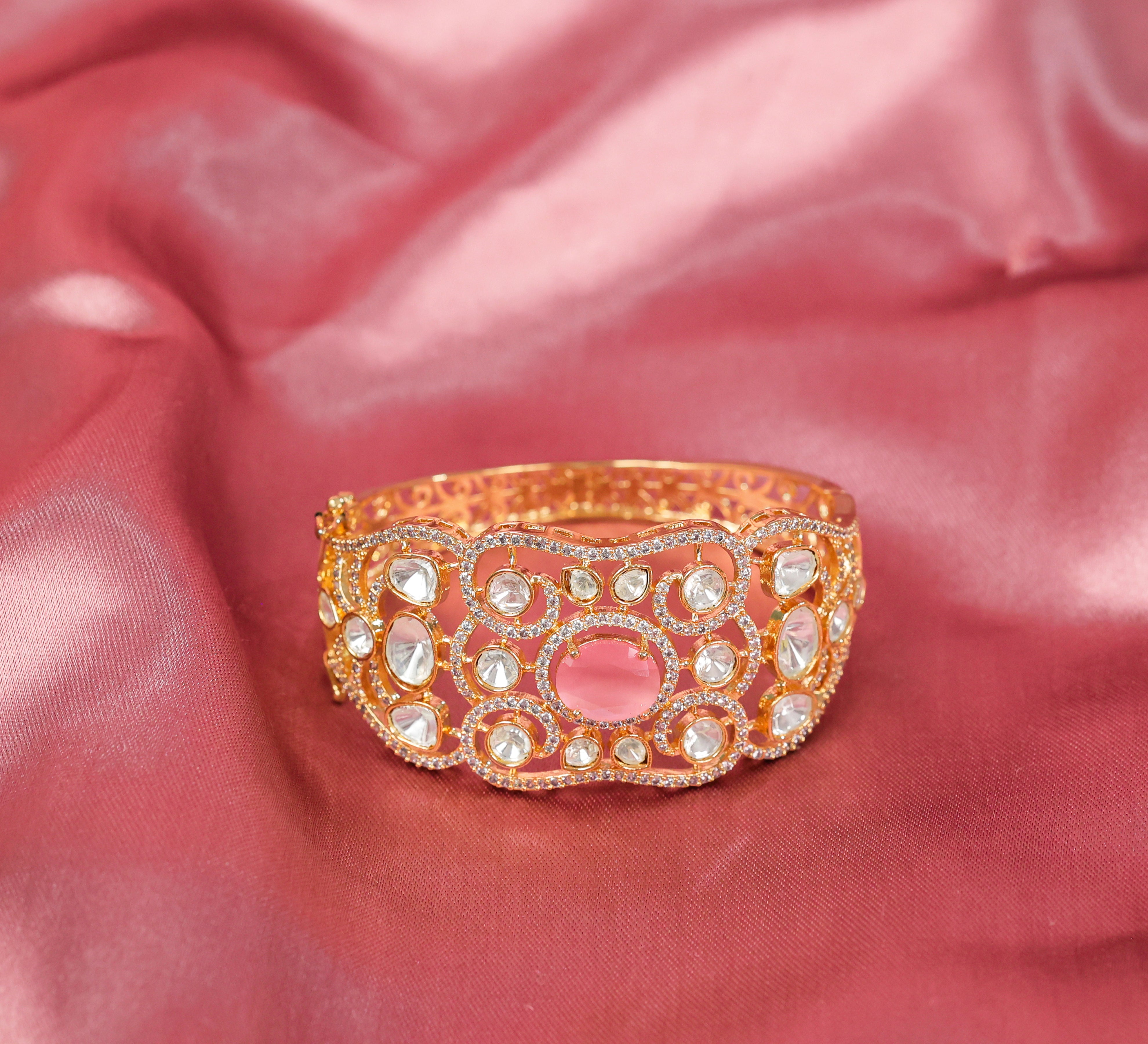 Refined Kundan & Hydro Stone Goldpolish Bracelet