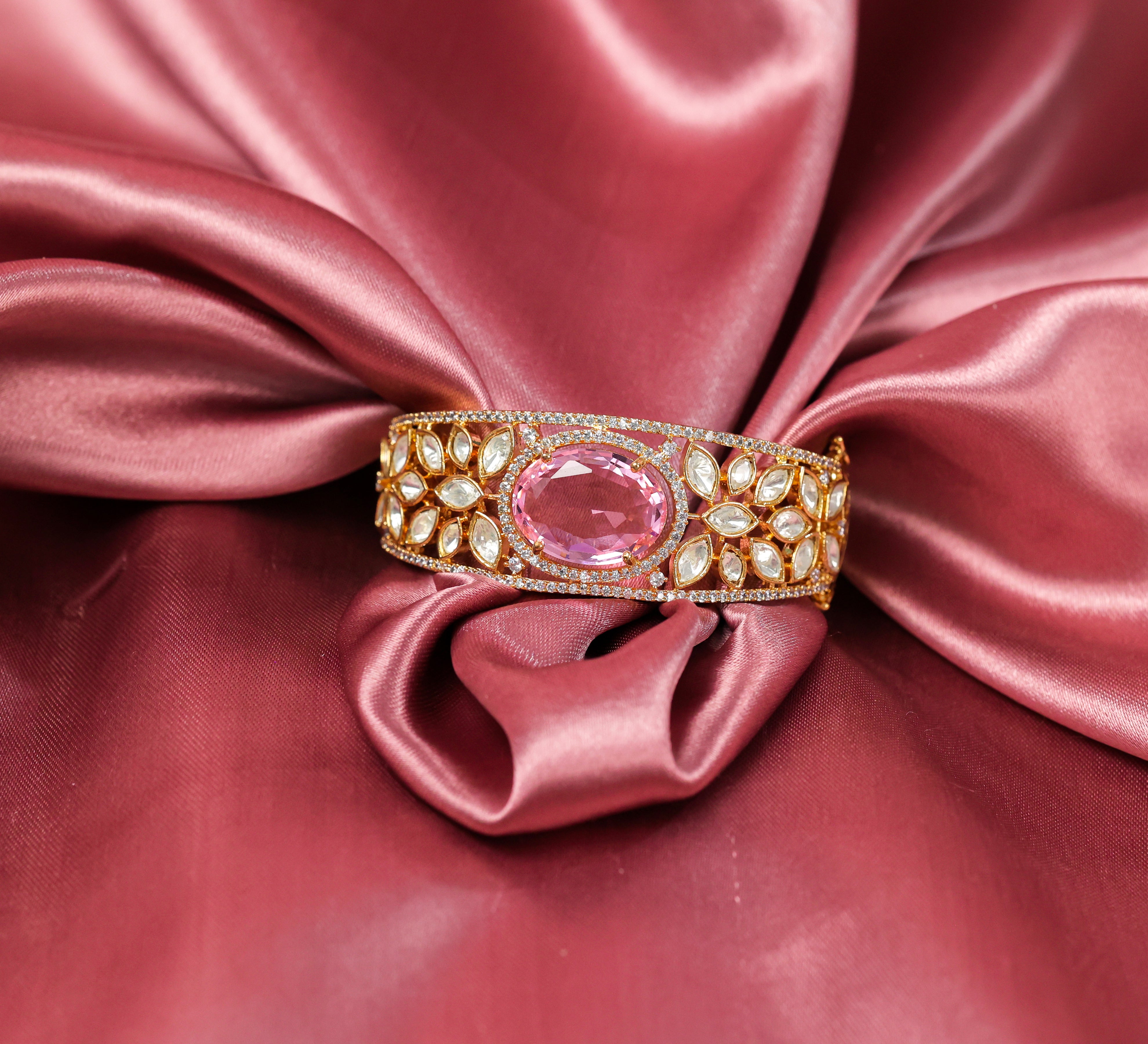 Openable Goldpolish Bracelet with Kundan & Hydro Stones