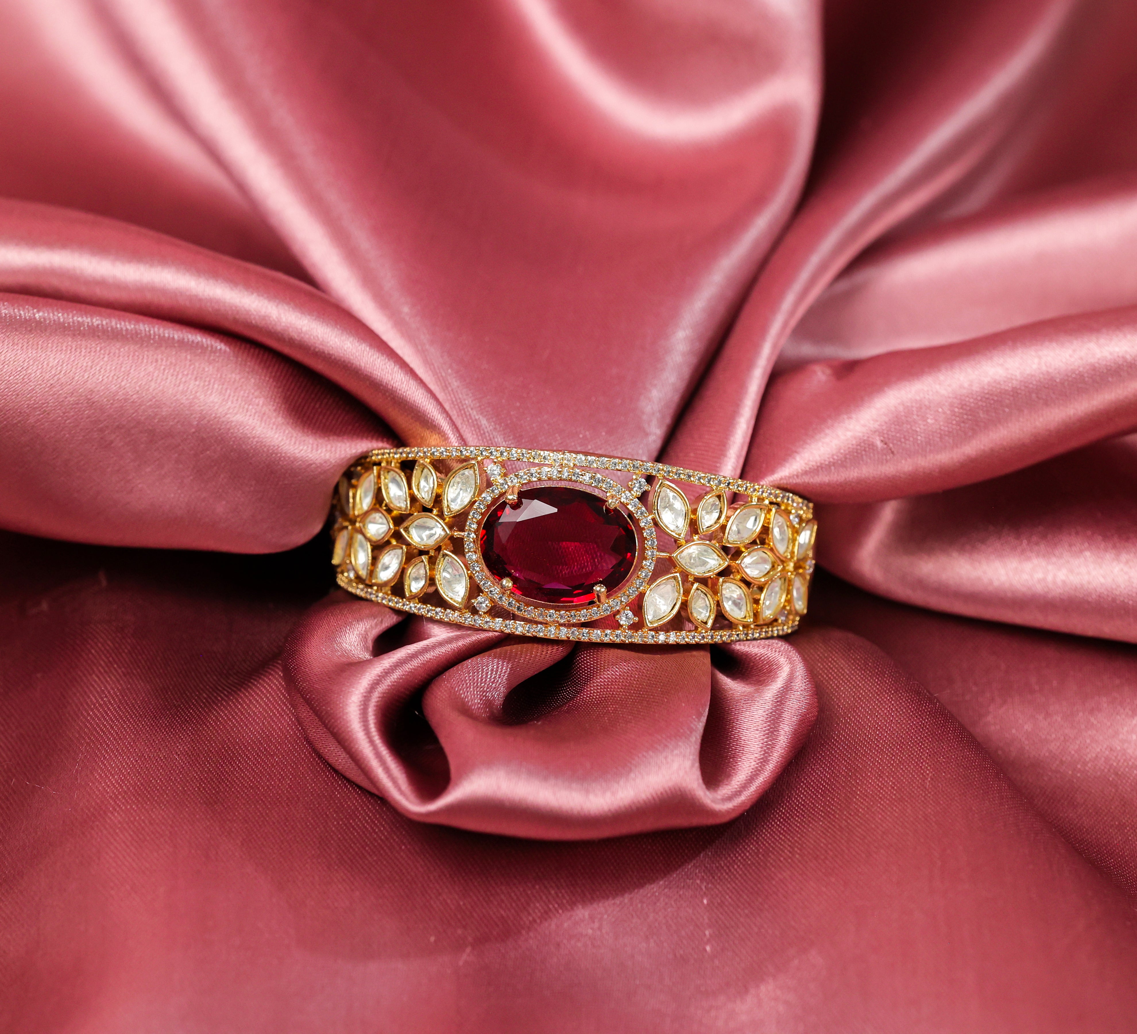 Openable Goldpolish Bracelet with Kundan & Hydro Stones