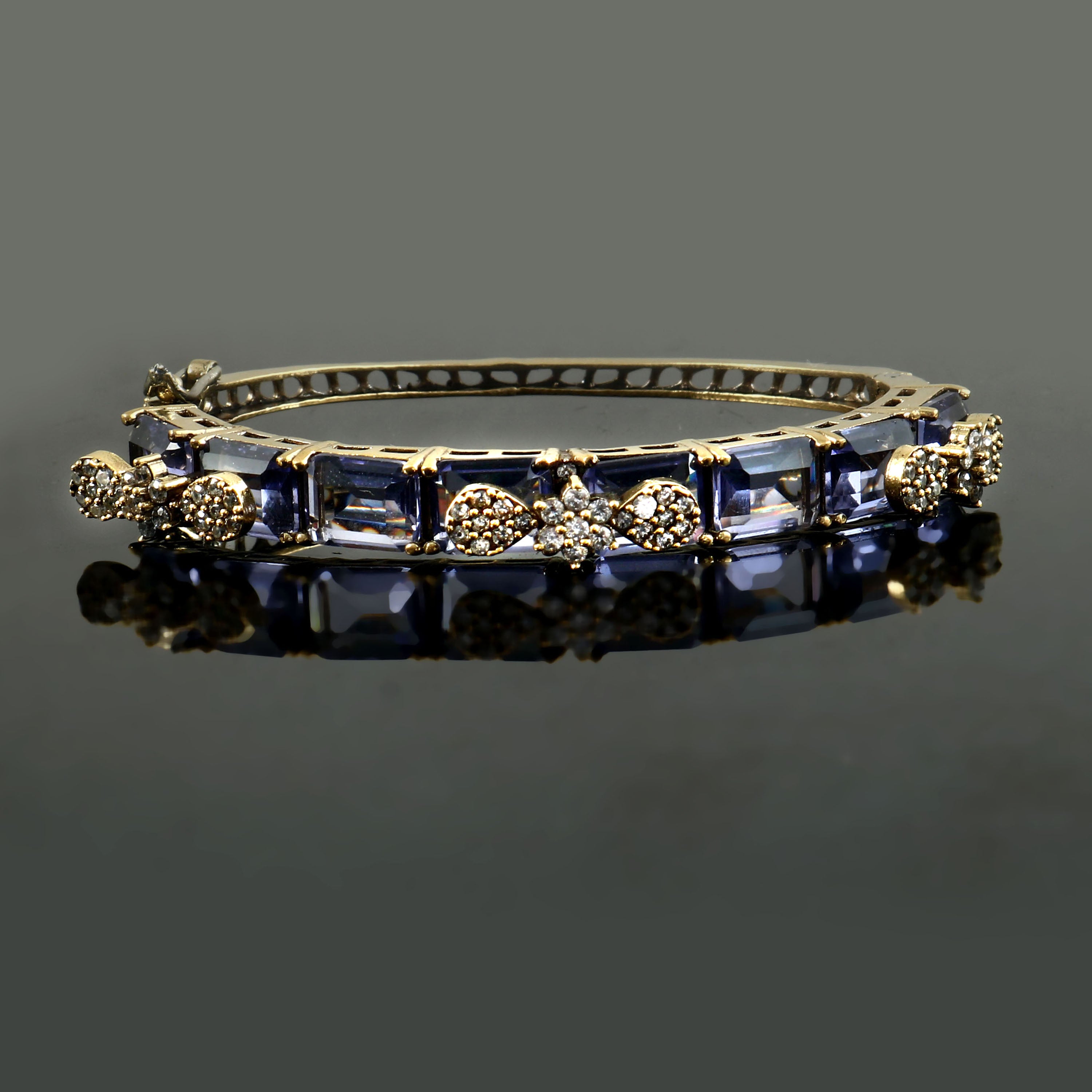 Victorian Finish Lightweight Bracelet - Adisha Jewels