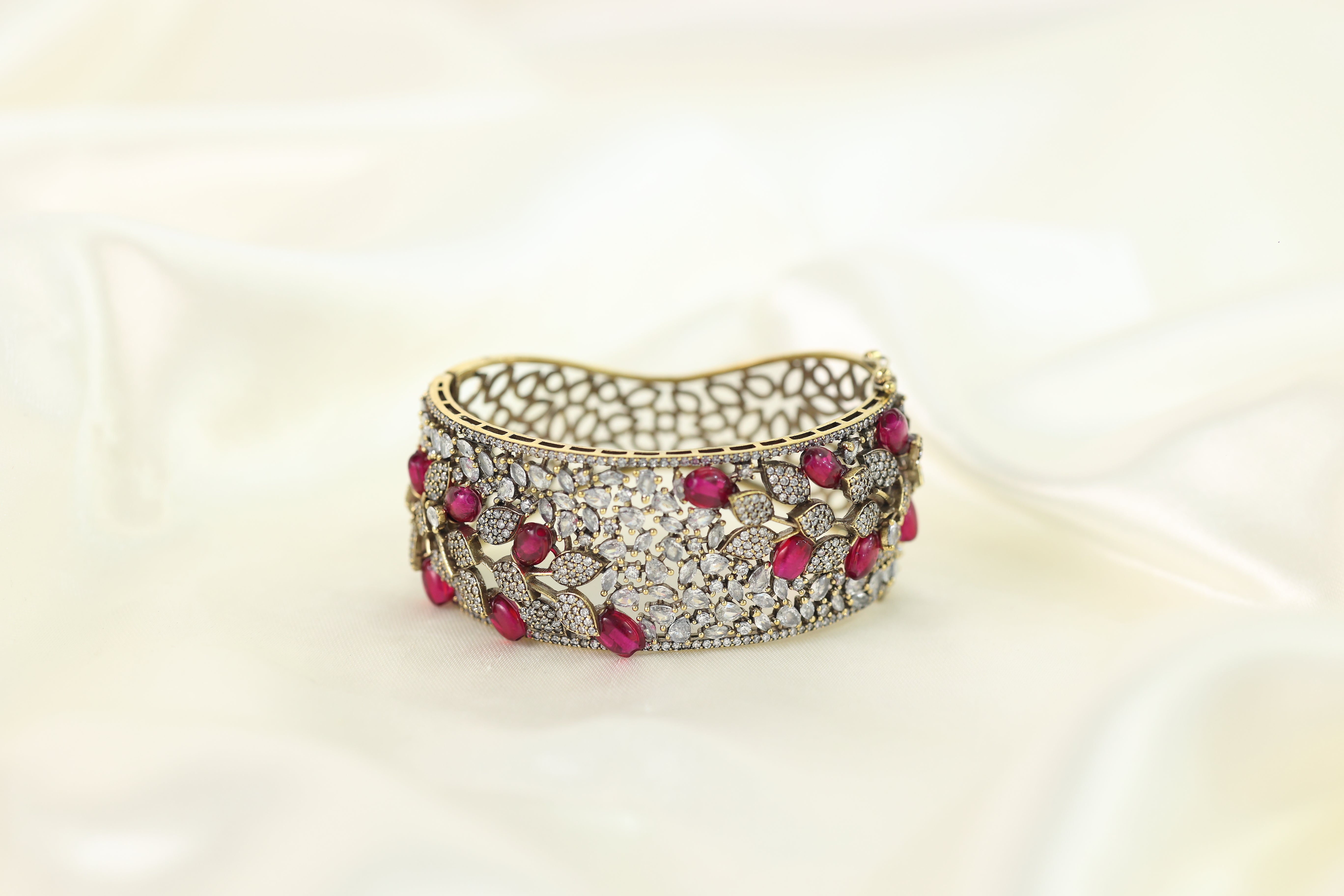 Victorian Coloured Beads Bracelet - Adisha Jewels